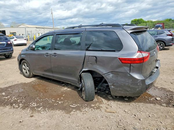2015 TOYOTA SIENNA