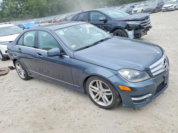 2013 MERCEDES-BENZ C C300
