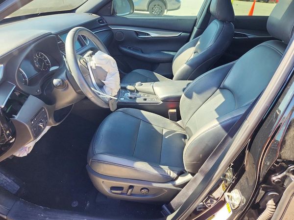 2022 INFINITI QX50 Luxe