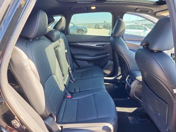 2022 INFINITI QX50 Luxe