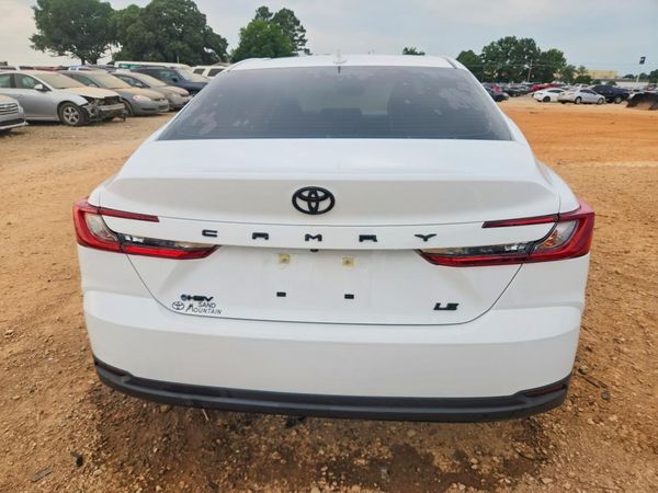 2025 TOYOTA CAMRY