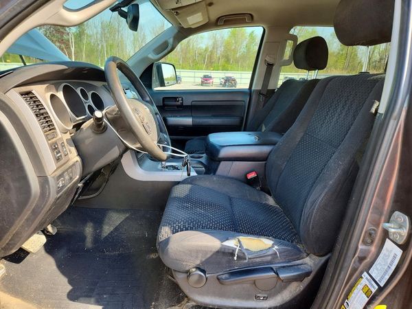 2012 TOYOTA TUNDRA SR5