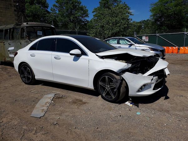 2019 MERCEDES-BENZ A