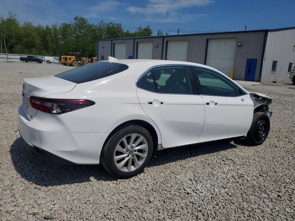 2021 TOYOTA CAMRY LE — PSRA