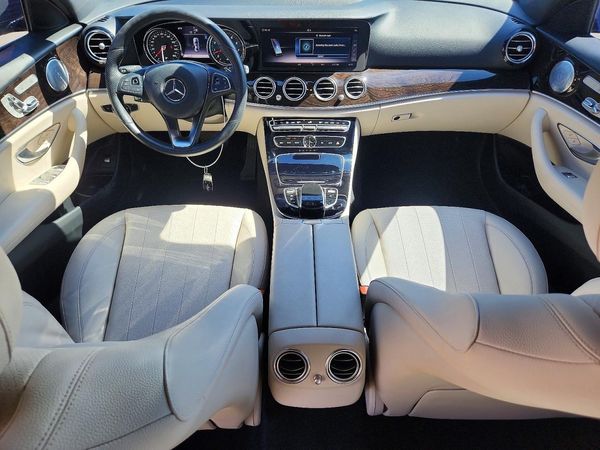 2018 MERCEDES-BENZ E E300