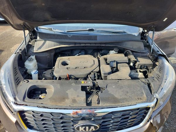 2019 KIA SORENTO L, LX, S