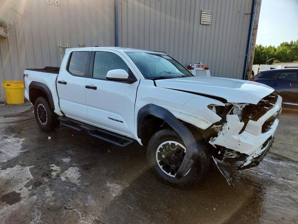 2024 TOYOTA TACOMA