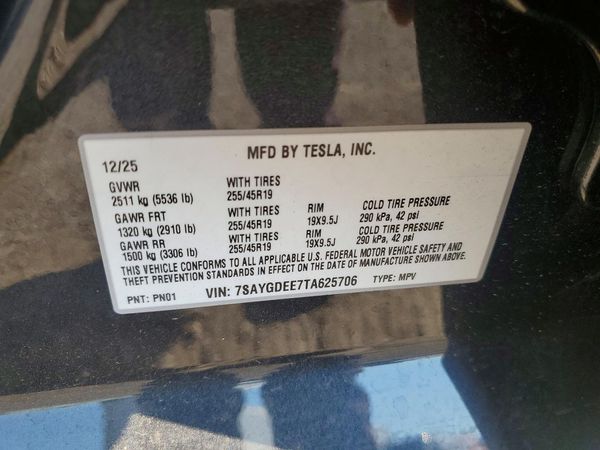 2026 TESLA MODEL Y