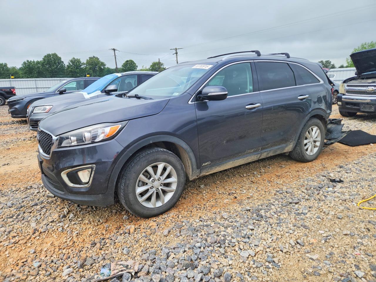 2017 KIA SORENTO L, LX