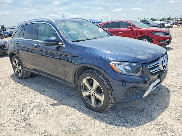 2016 MERCEDES-BENZ GLC