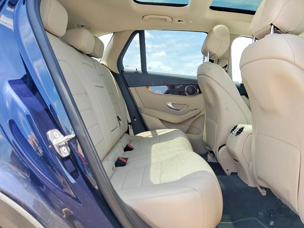 2016 MERCEDES-BENZ GLC