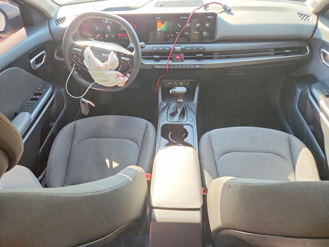 2025 KIA K4 LX, LXS