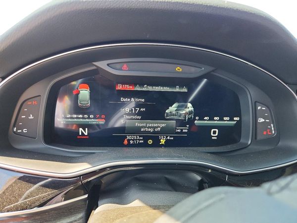 2022 AUDI Q7 quattro Premium
