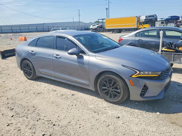 2022 KIA K5