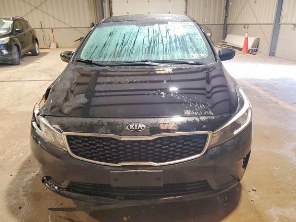 2017 KIA FORTE LX Base