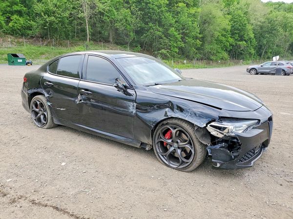 2019 ALFA ROMEO GIULIA TI AWD