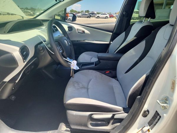 2020 TOYOTA PRIUS
