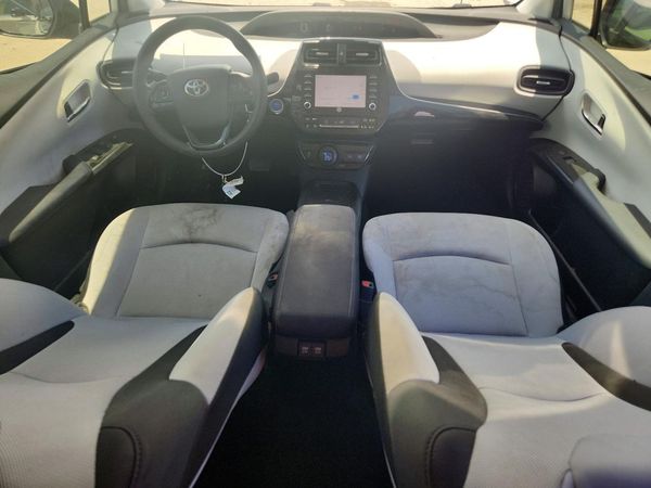 2020 TOYOTA PRIUS