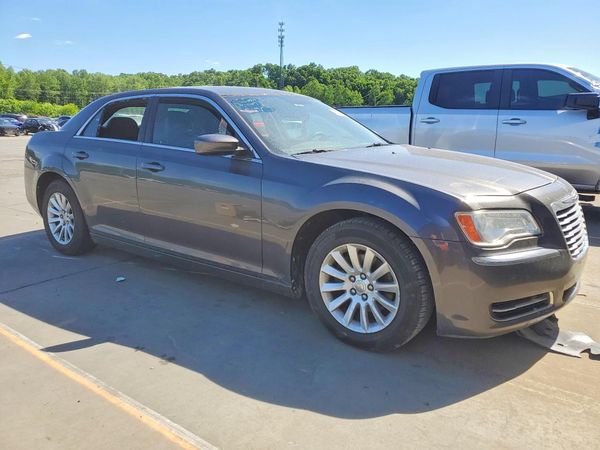 2013 CHRYSLER 300 Base/Limited