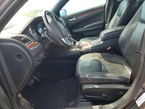2013 CHRYSLER 300 Base/Limited