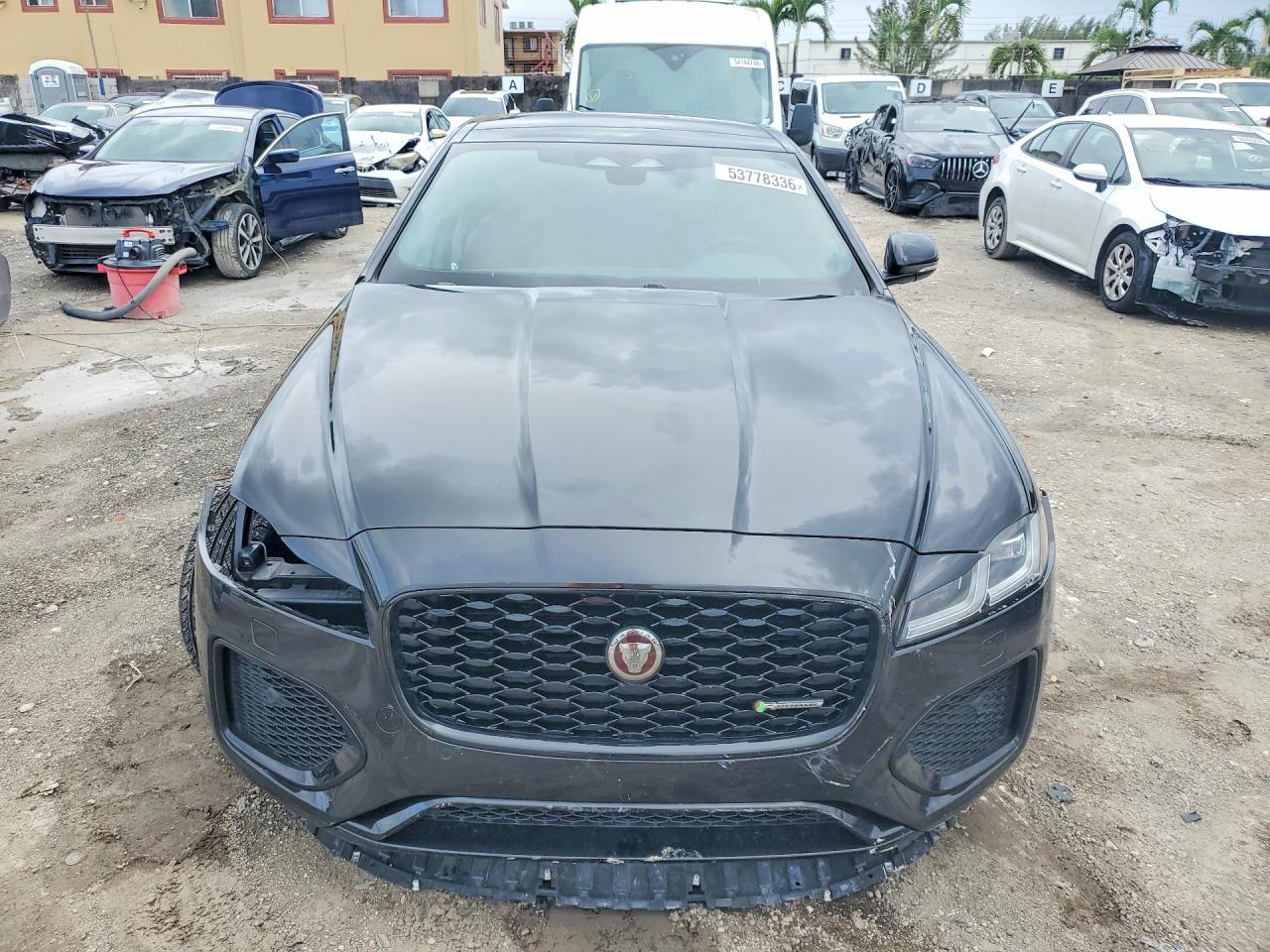 2022 JAGUAR XF R-Dynamic SE