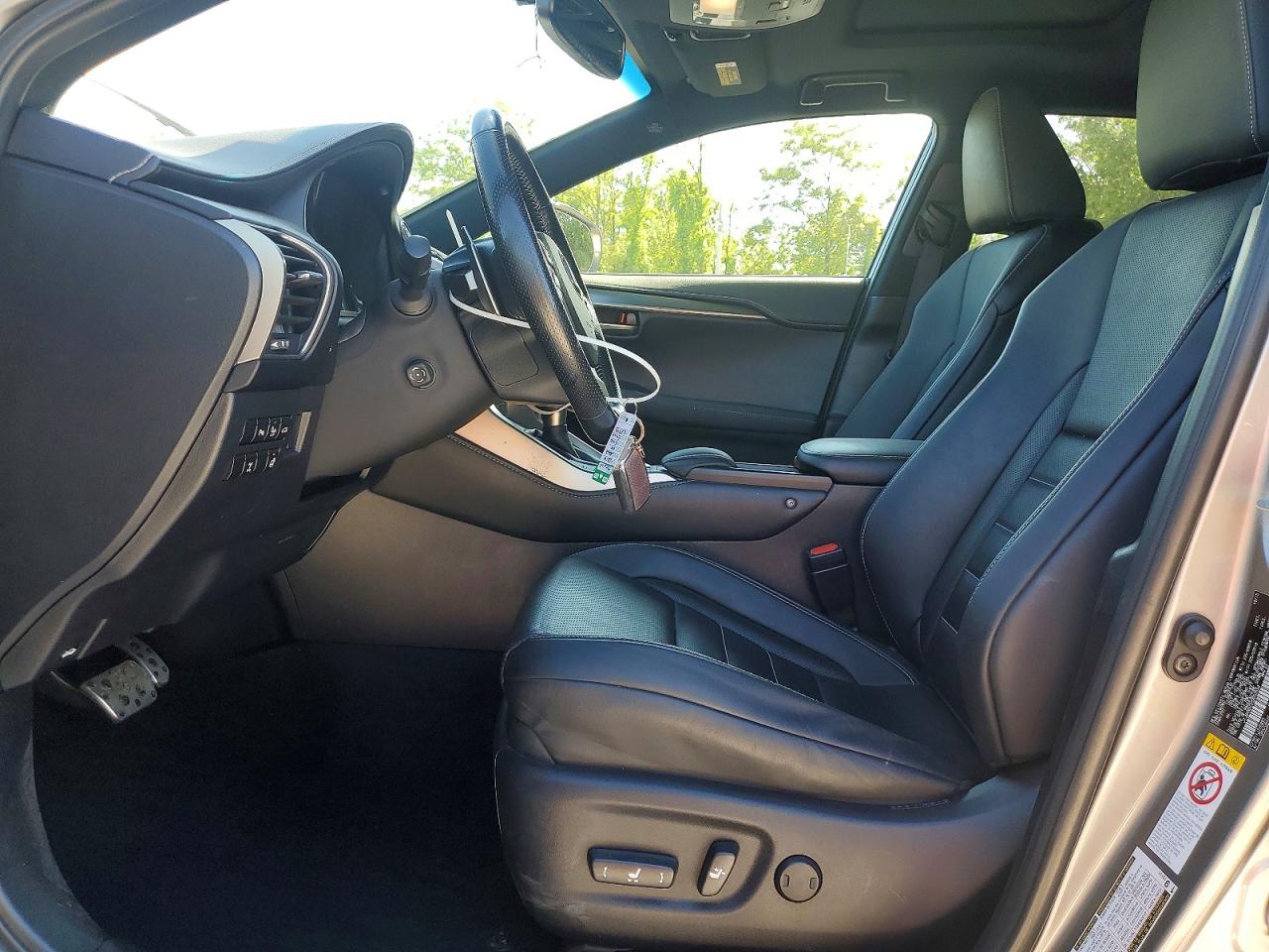 2016 LEXUS NX 200T 200t Luxury