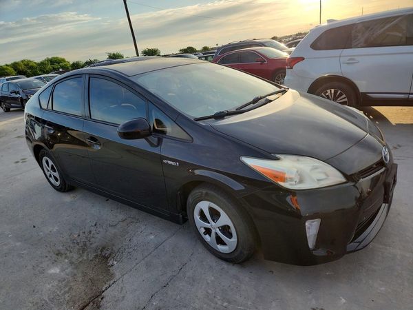 2013 TOYOTA PRIUS