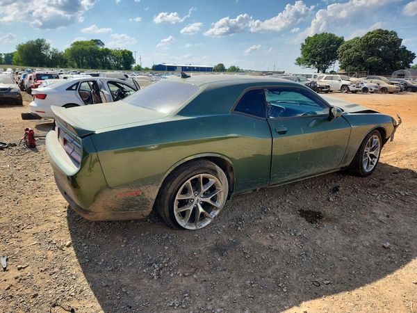 2022 DODGE CHALLENGER SXT