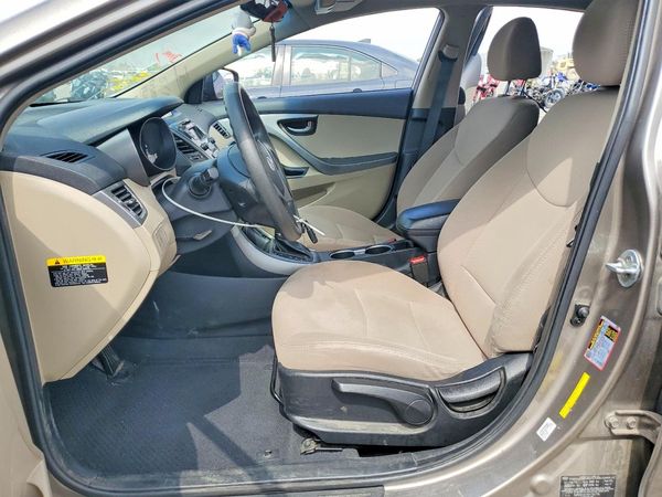 2016 HYUNDAI ELANTRA