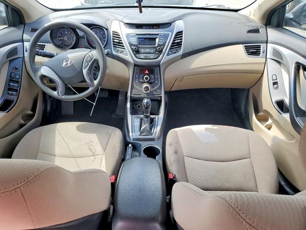 2016 HYUNDAI ELANTRA