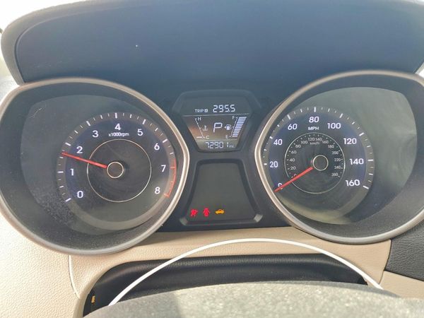 2016 HYUNDAI ELANTRA