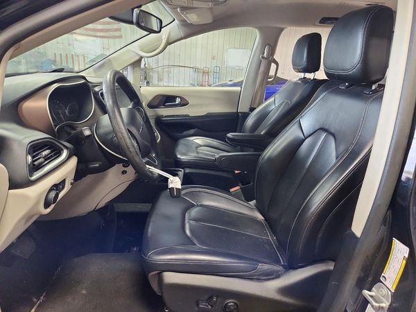2021 CHRYSLER VOYAGER LXI