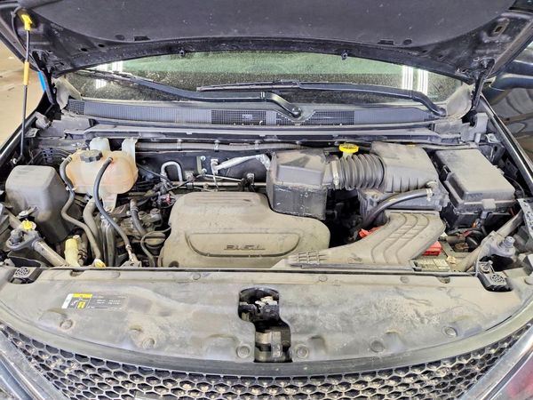 2021 CHRYSLER VOYAGER LXI