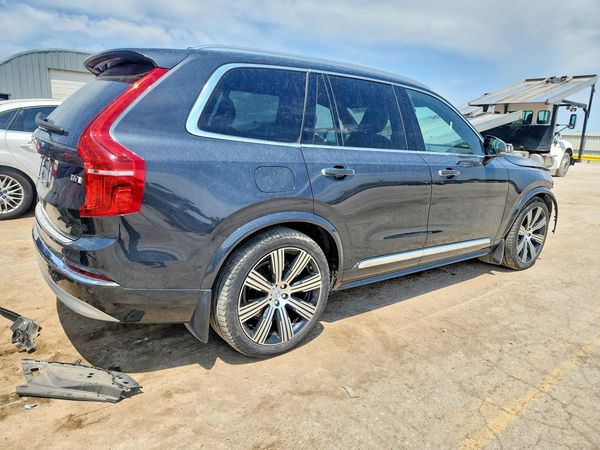 2022 VOLVO XC90 Inscription