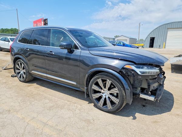 2022 VOLVO XC90 Inscription