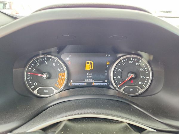 2021 JEEP RENEGADE LATITUDE 4X2