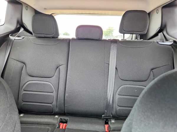 2021 JEEP RENEGADE LATITUDE 4X2