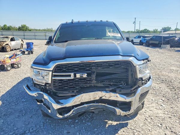 2022 RAM 3500