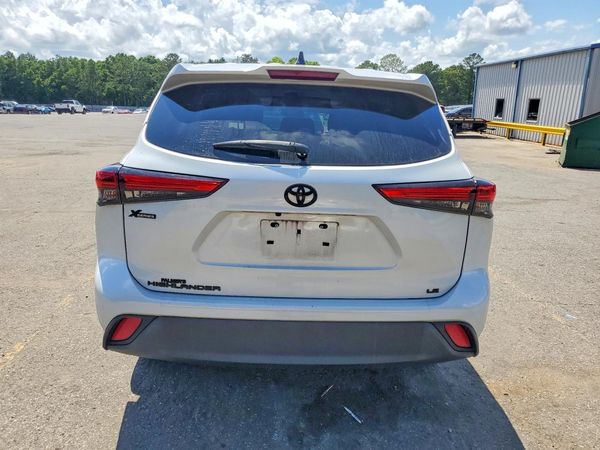 2022 TOYOTA HIGHLANDER