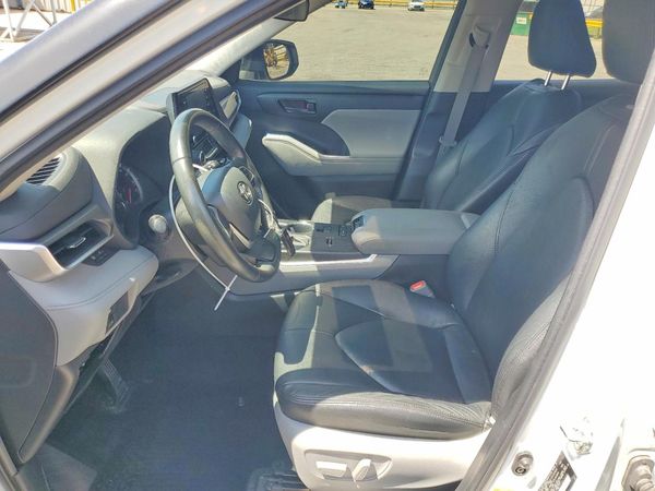 2022 TOYOTA HIGHLANDER