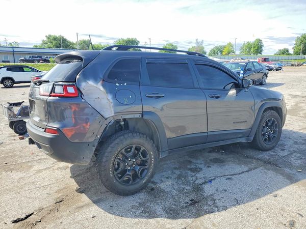 2022 JEEP CHEROKEE TRAILHAWK 4X4