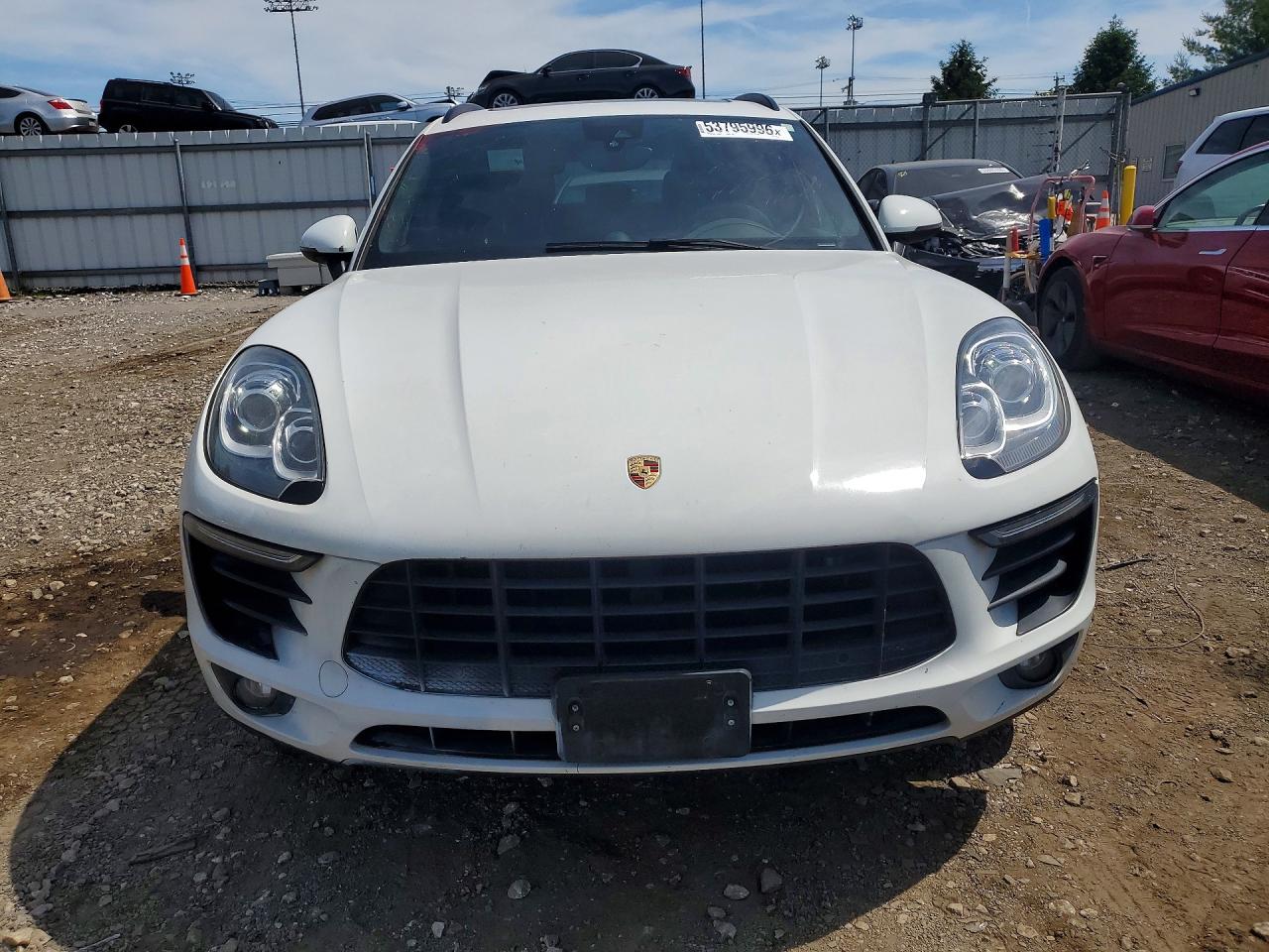 2017 PORSCHE MACAN