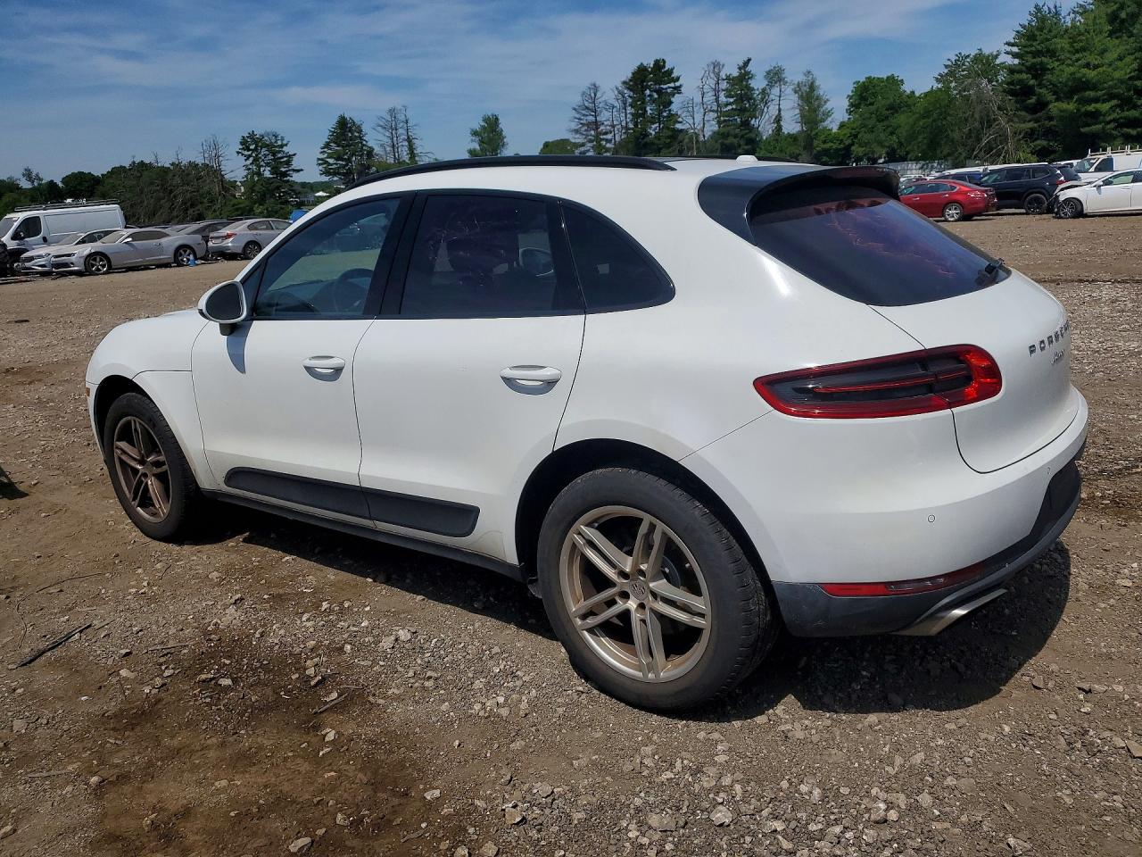 2017 PORSCHE MACAN