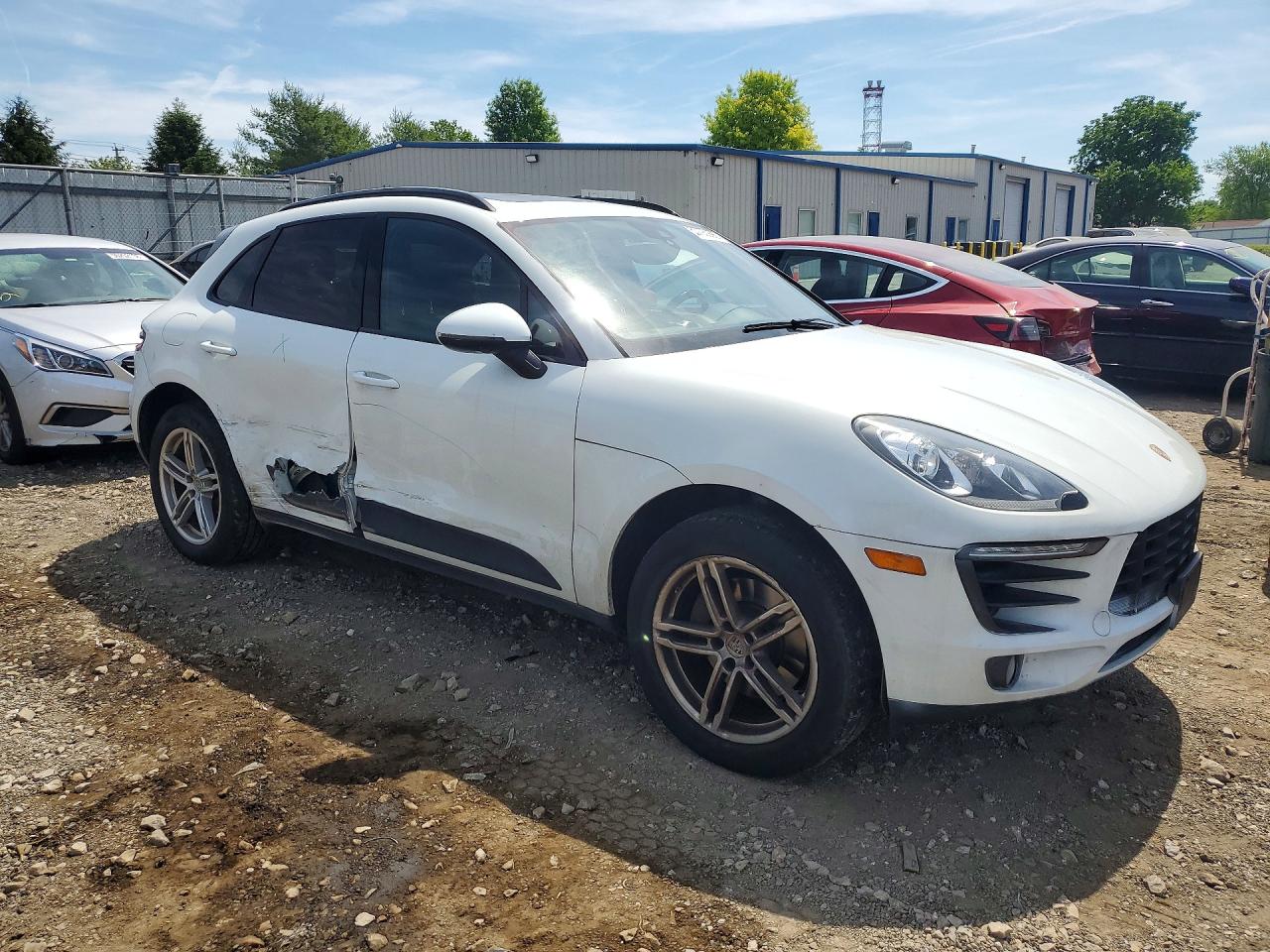 2017 PORSCHE MACAN