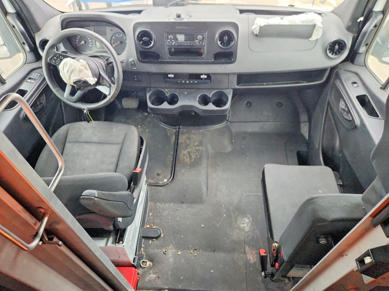 2020 MERCEDES-BENZ SPRINTER 2500 907 (VS30)