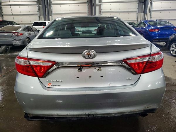 2016 TOYOTA CAMRY