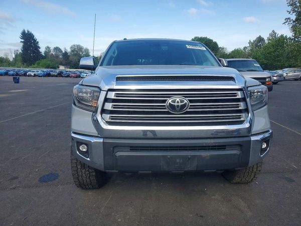 2018 TOYOTA TUNDRA Limited