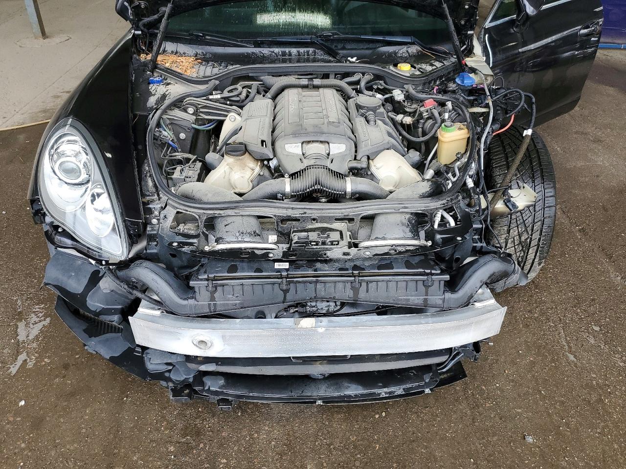 2012 PORSCHE PANAMERA