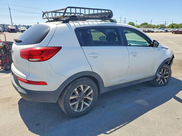2015 KIA SPORTAGE GL - Middle-low