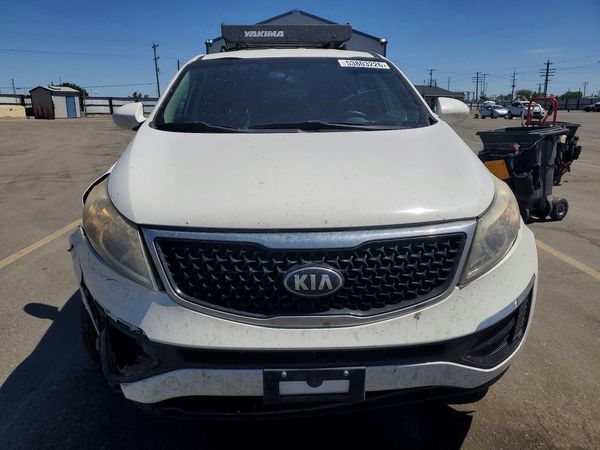 2015 KIA SPORTAGE GL - Middle-low